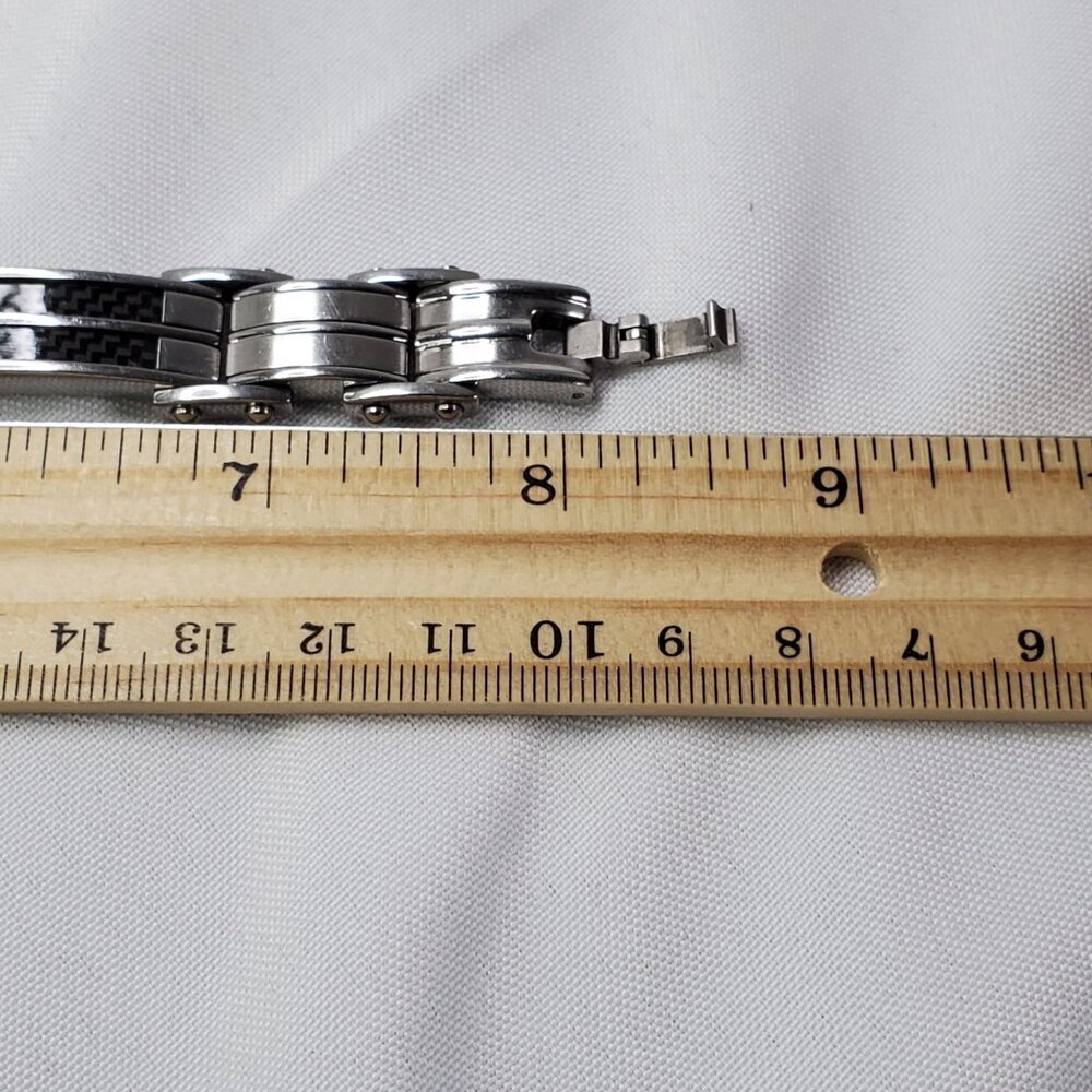 Mens Stainless Steel Bracelet With Black Carbon Fiber Inlay 8.25" - Picture 6 of 7